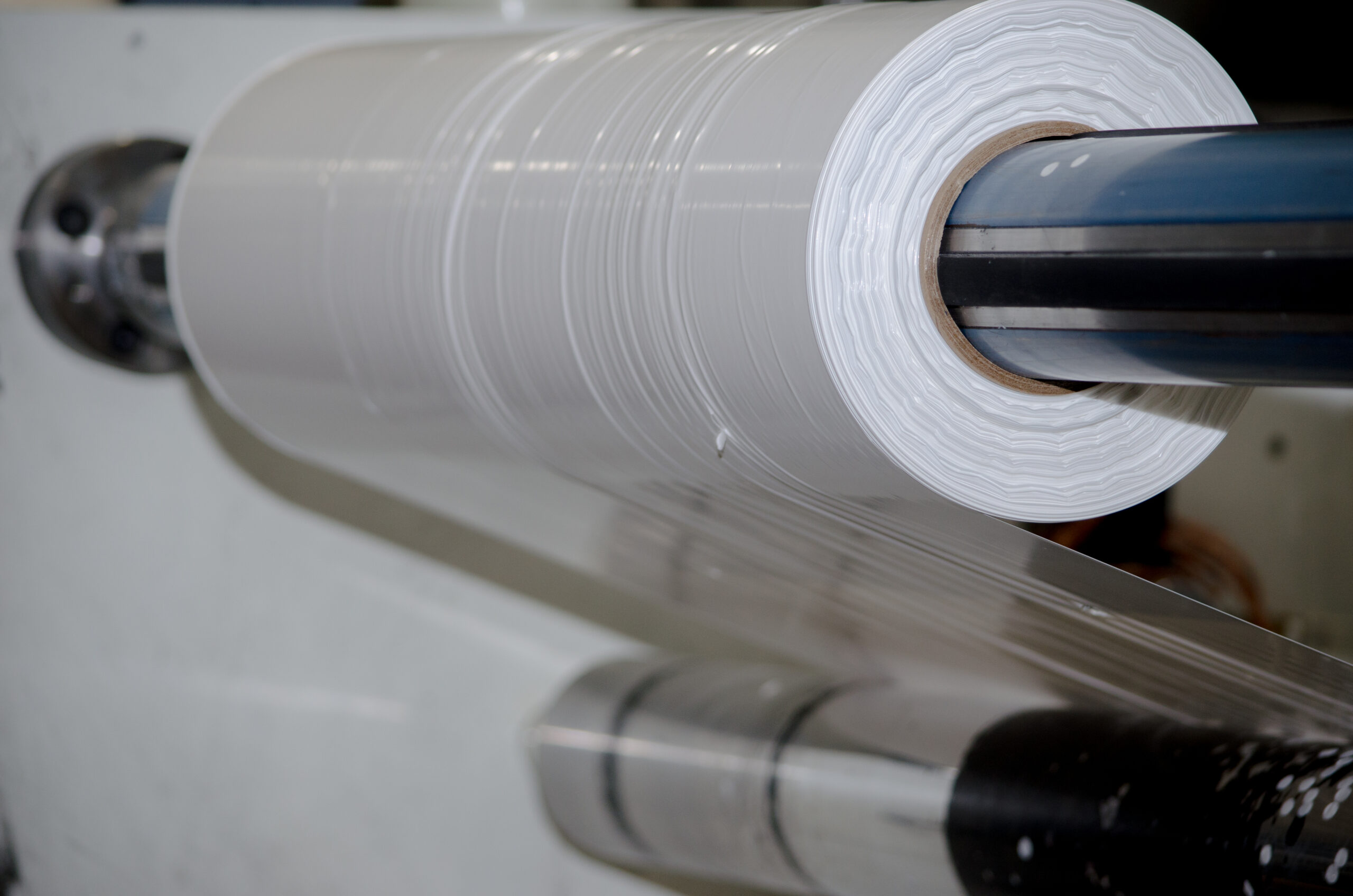 Single wound poly sheeting on a roll.